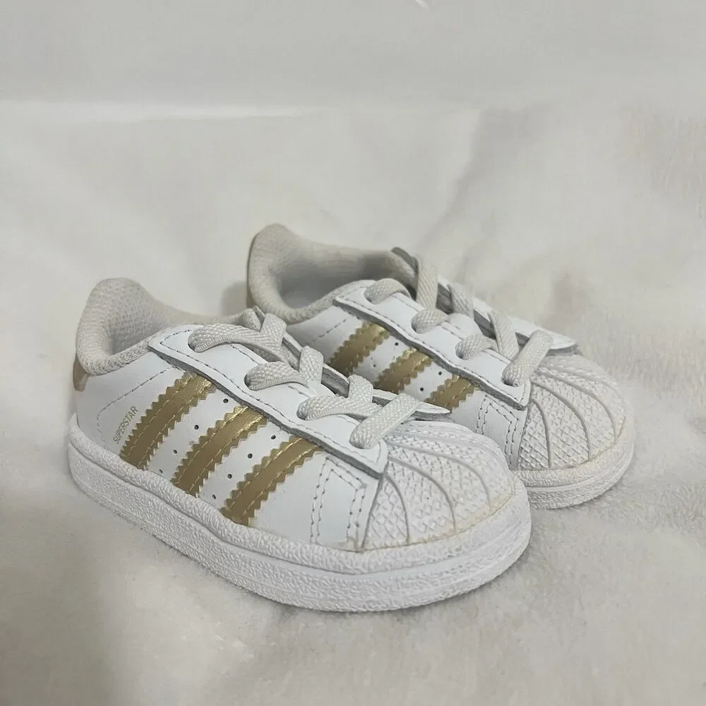 adidas featuring low